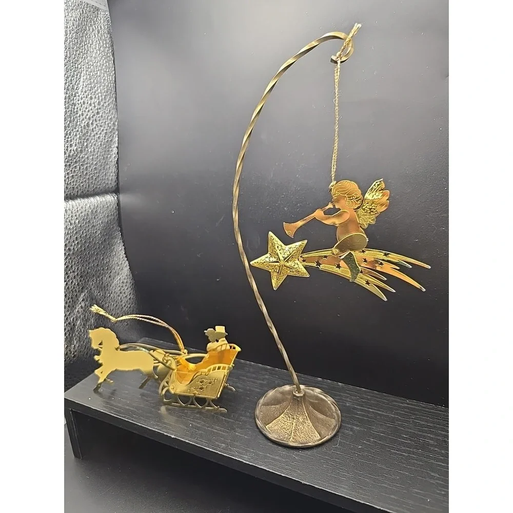 2 Metal Ornaments Couple On Horse Pulled Sleigh & Angel & Shooting‎ Star